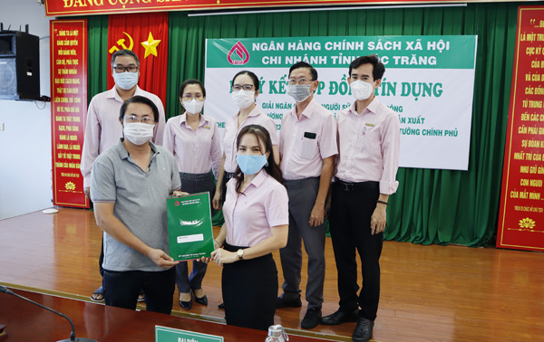 Cho vay gần 4 800 tỷ đồng tín dụng chính sách để trả lương phục hồi sản xuất