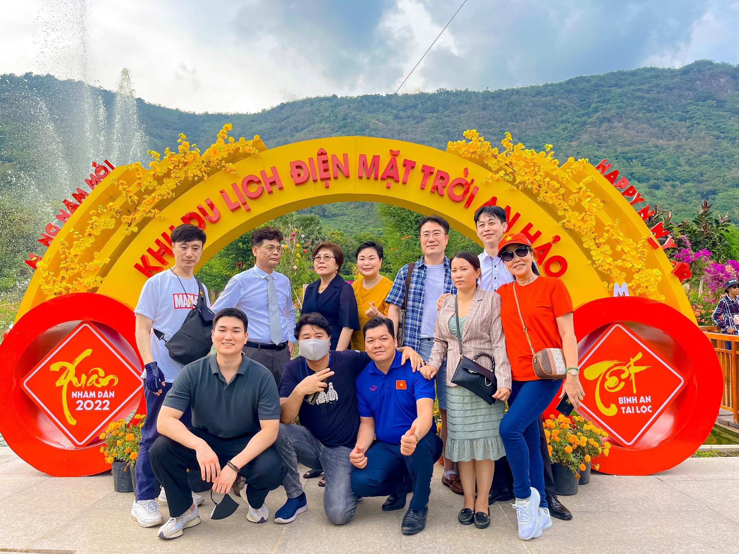 Mở cửa rừng để đón khách quốc tế