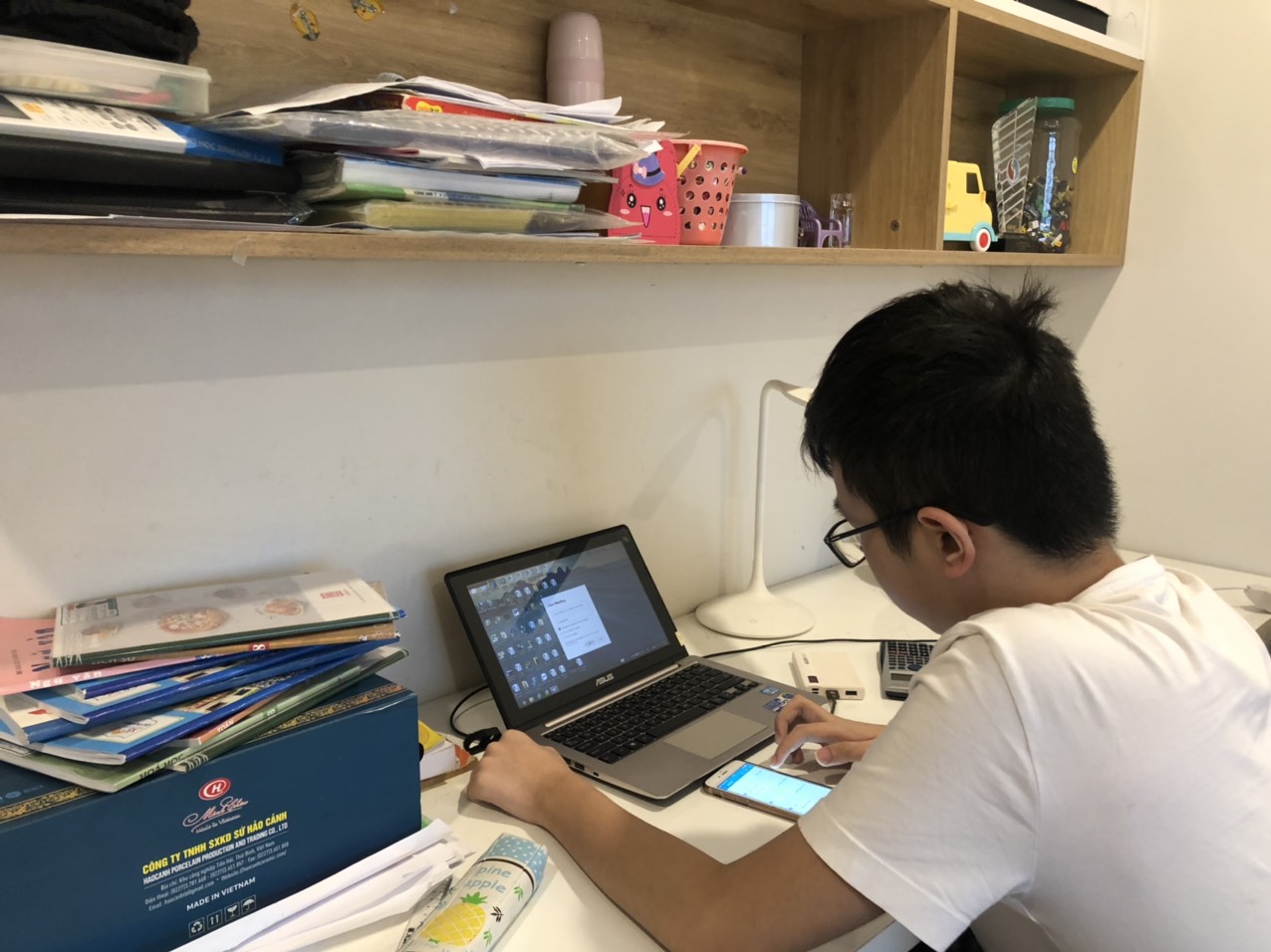 Hỗ trợ vay vốn mua thiết bị học trực tuyến 10 triệu đồng học sinh