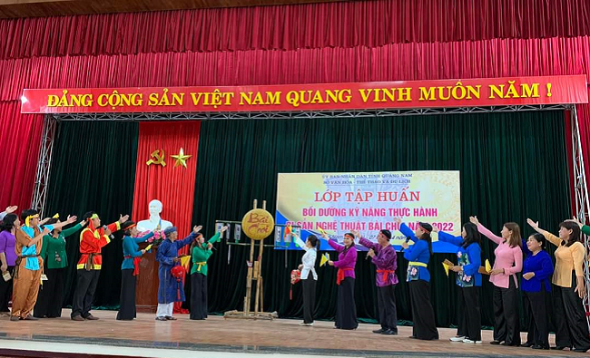 Núi Thành vang vọng tiếng hô Bài Chòi