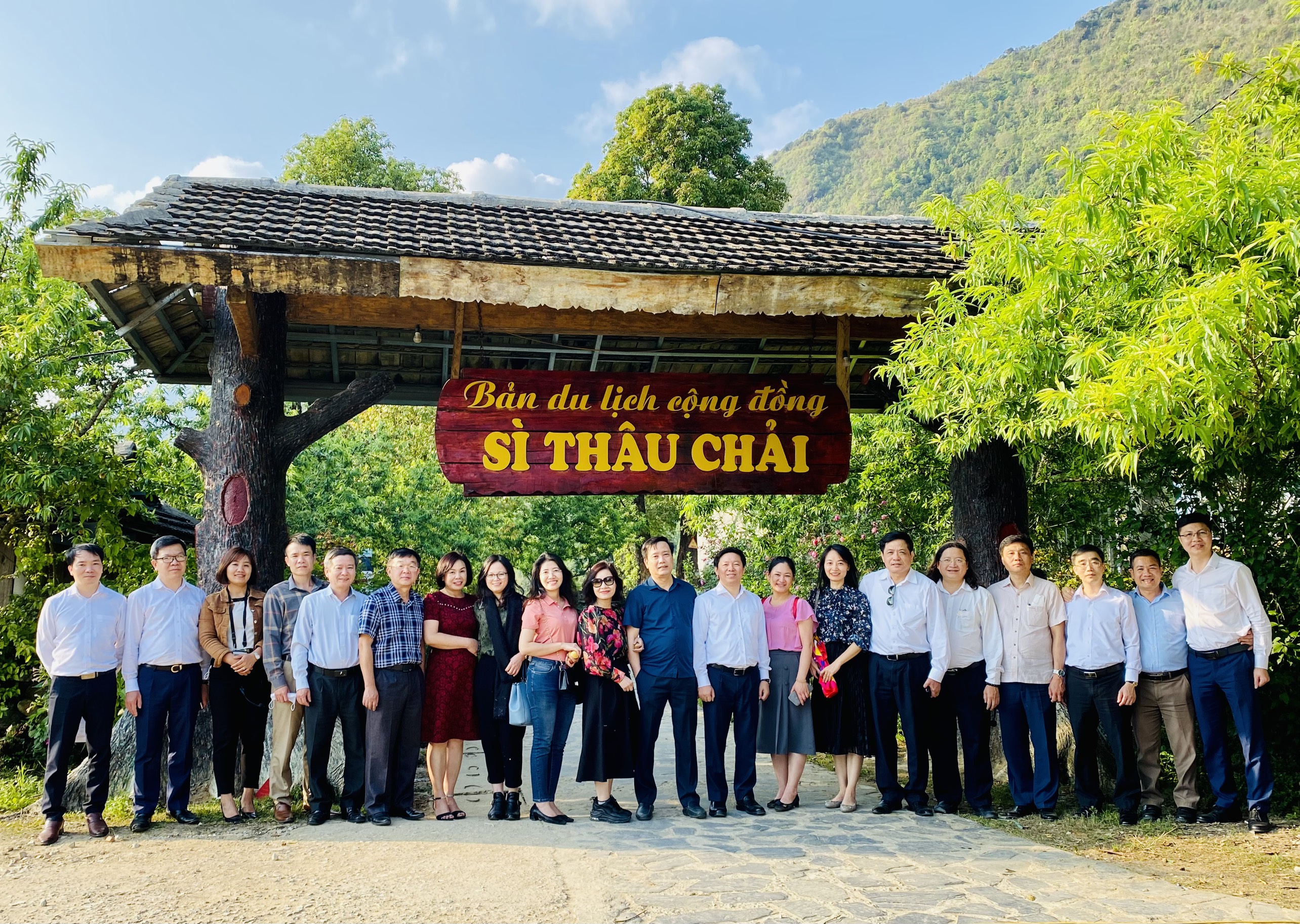 Lai Châu phát triển du lịch gắn với bảo tồn các giá trị văn hóa