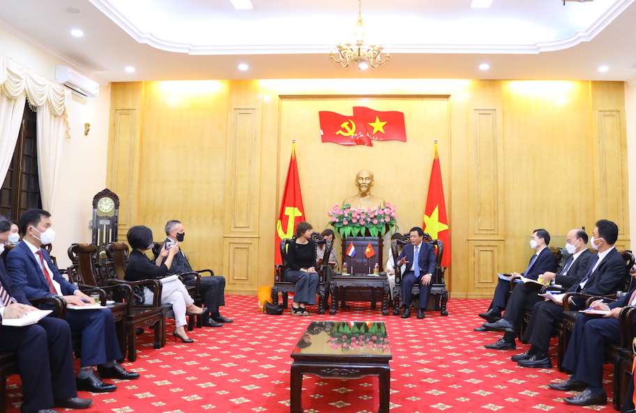 Tăng cường hợp tác giữa Học viện Chính trị quốc gia Hồ Chí Minh với Hà Lan, Mozambique