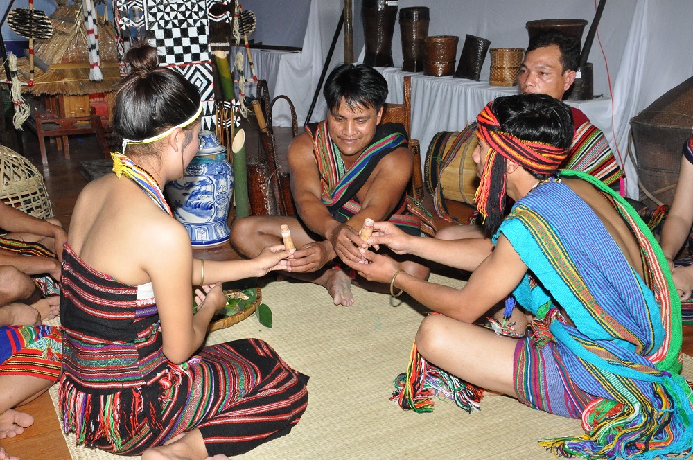 Lễ cưới của người Xơ Đăng