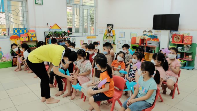 Hà Nội Học sinh mầm non hào hứng quay trở lại trường học