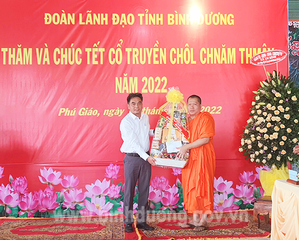 Bình Dương Thiết thực chăm lo cho đời sống đồng bào Khmer