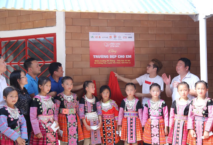 “Trường đẹp cho em” đến với học sinh dân tộc thiểu số tỉnh Sơn La
