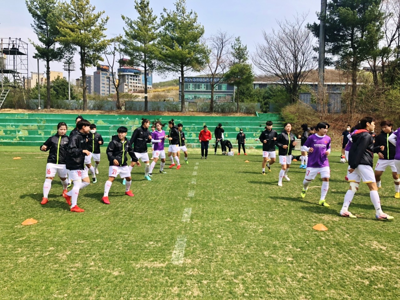 Indonesia rút khỏi bóng đá nữ và futsal nữ tại SEA Games 31