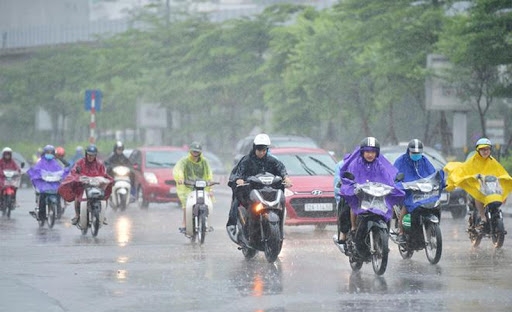Nhiều khu vực trên cả nước mưa dông, đề phòng lũ quét, sạt lở đất vùng trũng thấp