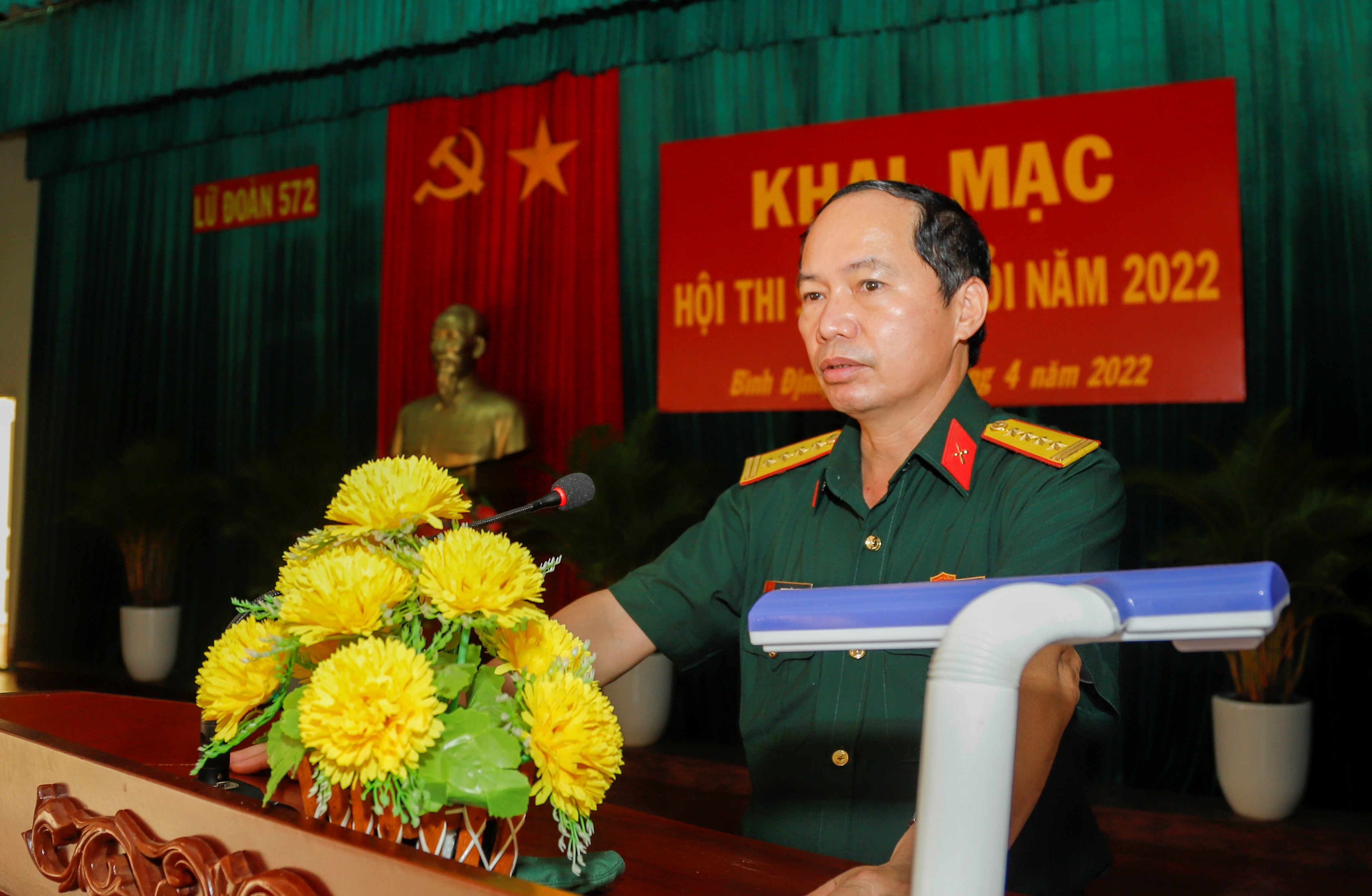 Lữ đoàn Pháo binh 572 tổ chức Hội thi sĩ quan giỏi