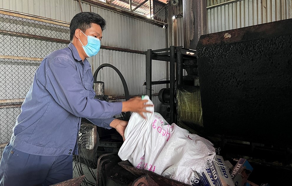 An Giang tiêu huỷ gần 1 triệu gói thuốc lá nhập lậu và hàng giả