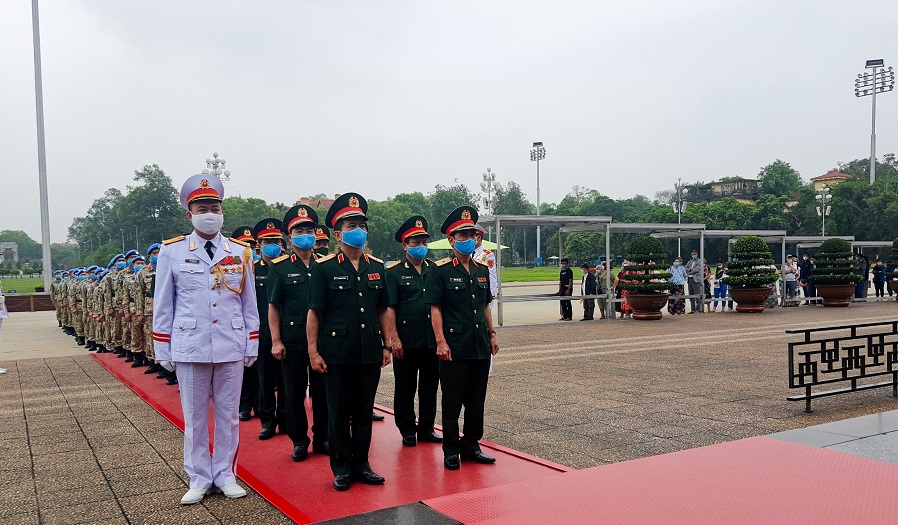 Đội công binh số 1 và Bệnh viện Dã chiến 2 4 phát động thi đua trước khi lên đường làm nhiệm vụ