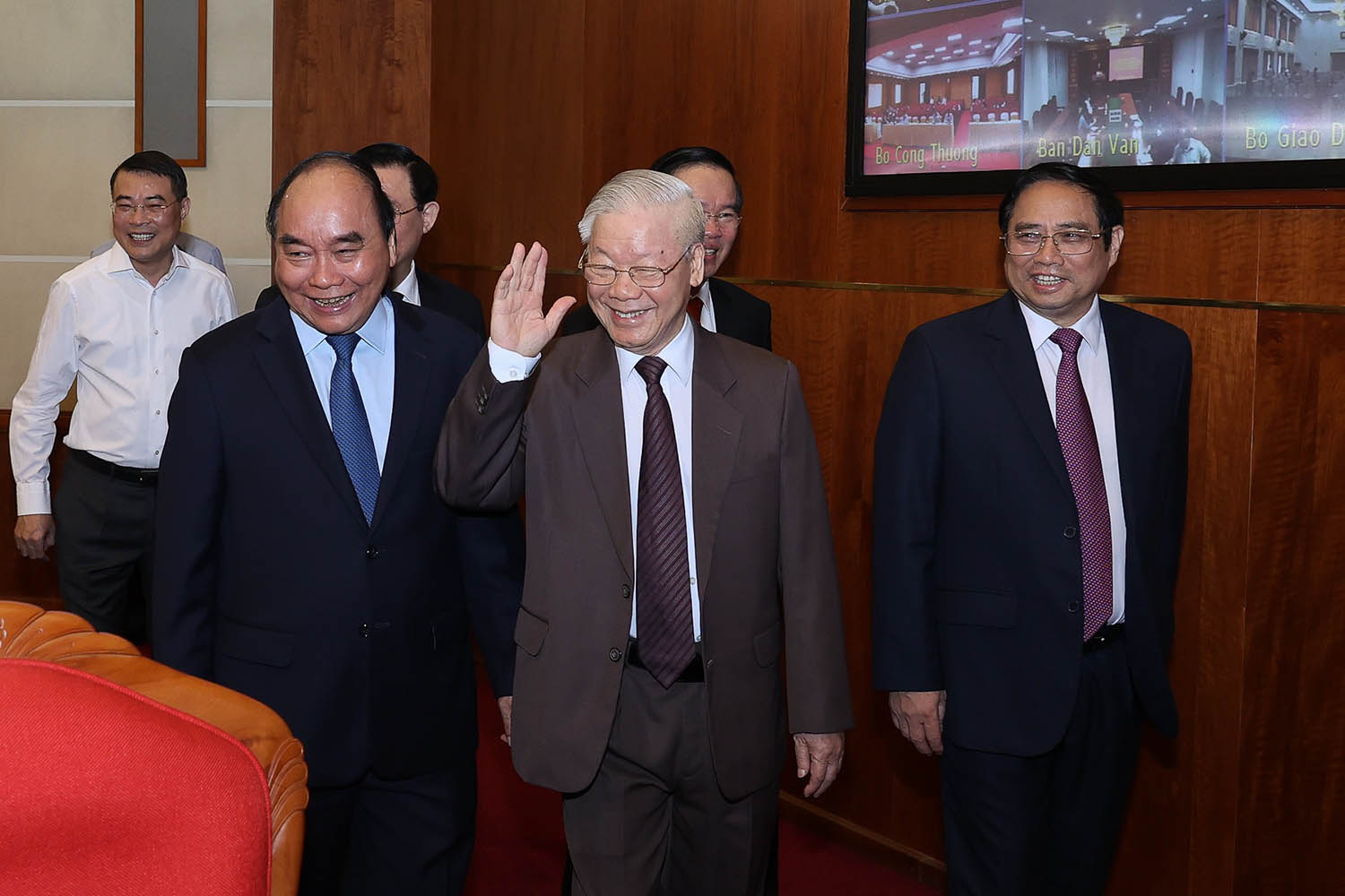 Hội nghị toàn quốc quán triệt, triển khai Nghị quyết 13-NQ TW của Bộ Chính trị