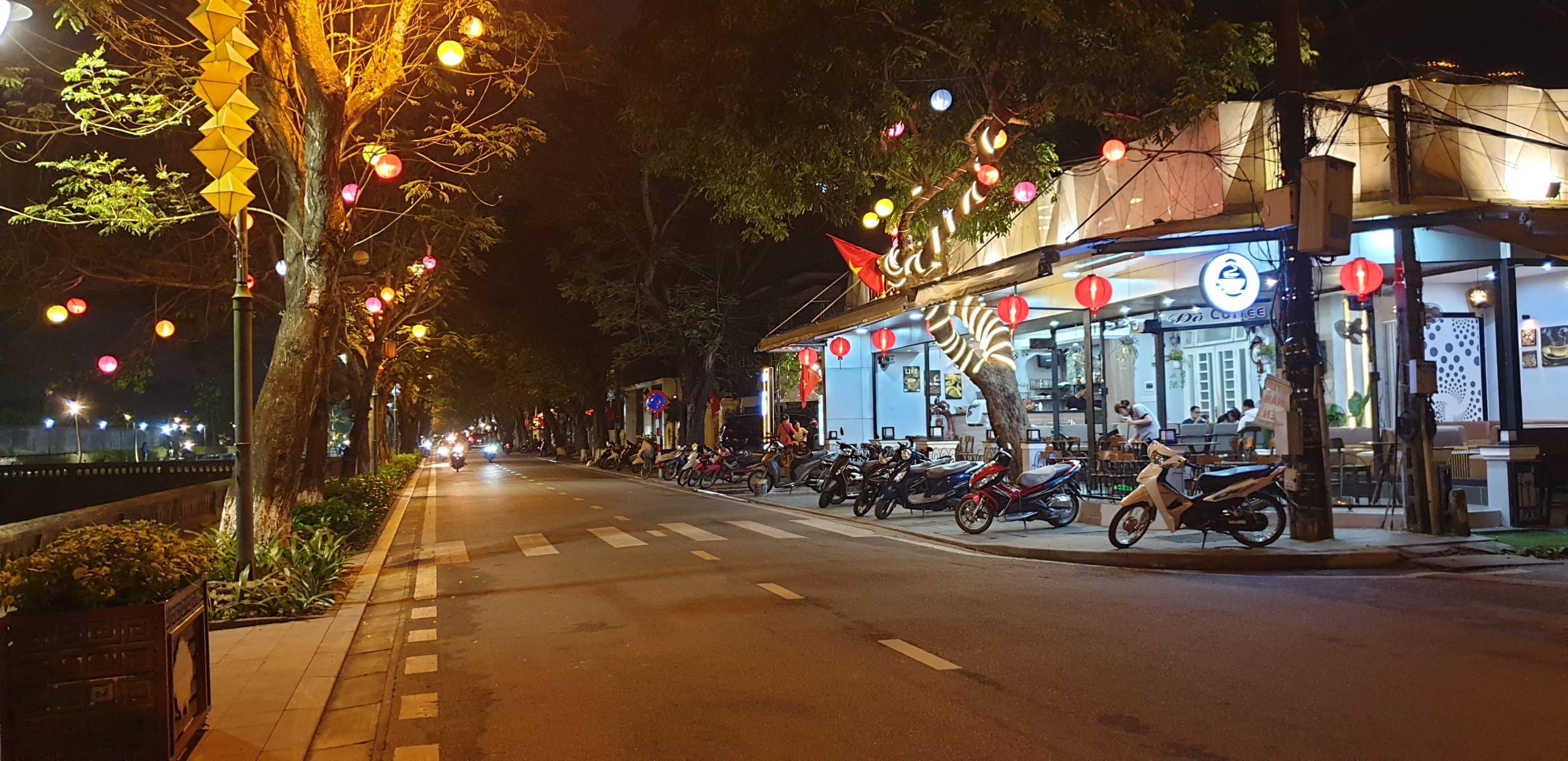 Phố đêm Hoàng thành Điểm nhấn du lịch Huế