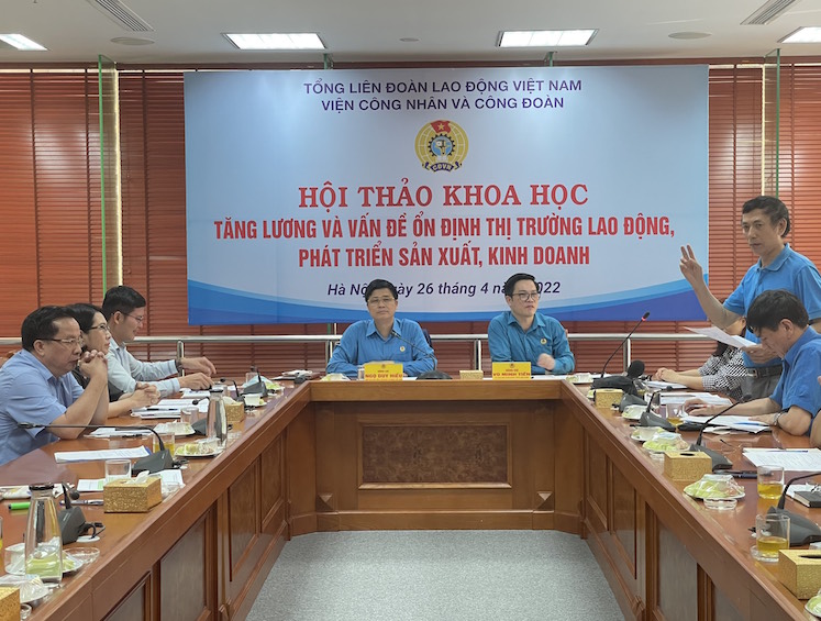 Chăm lo cho người lao động là đầu tư cho đất nước phát triển