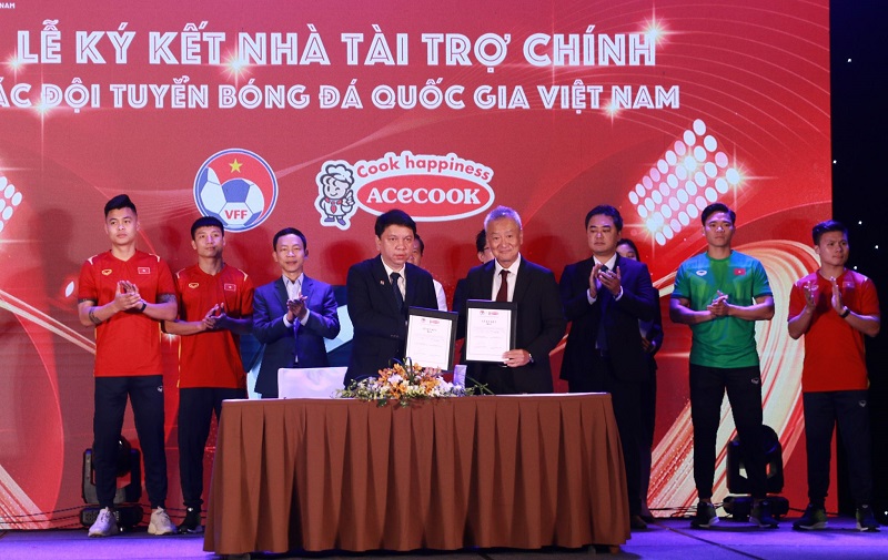 Acecook Việt Nam đồng hành cùng các Đội tuyển bóng đá Quốc gia