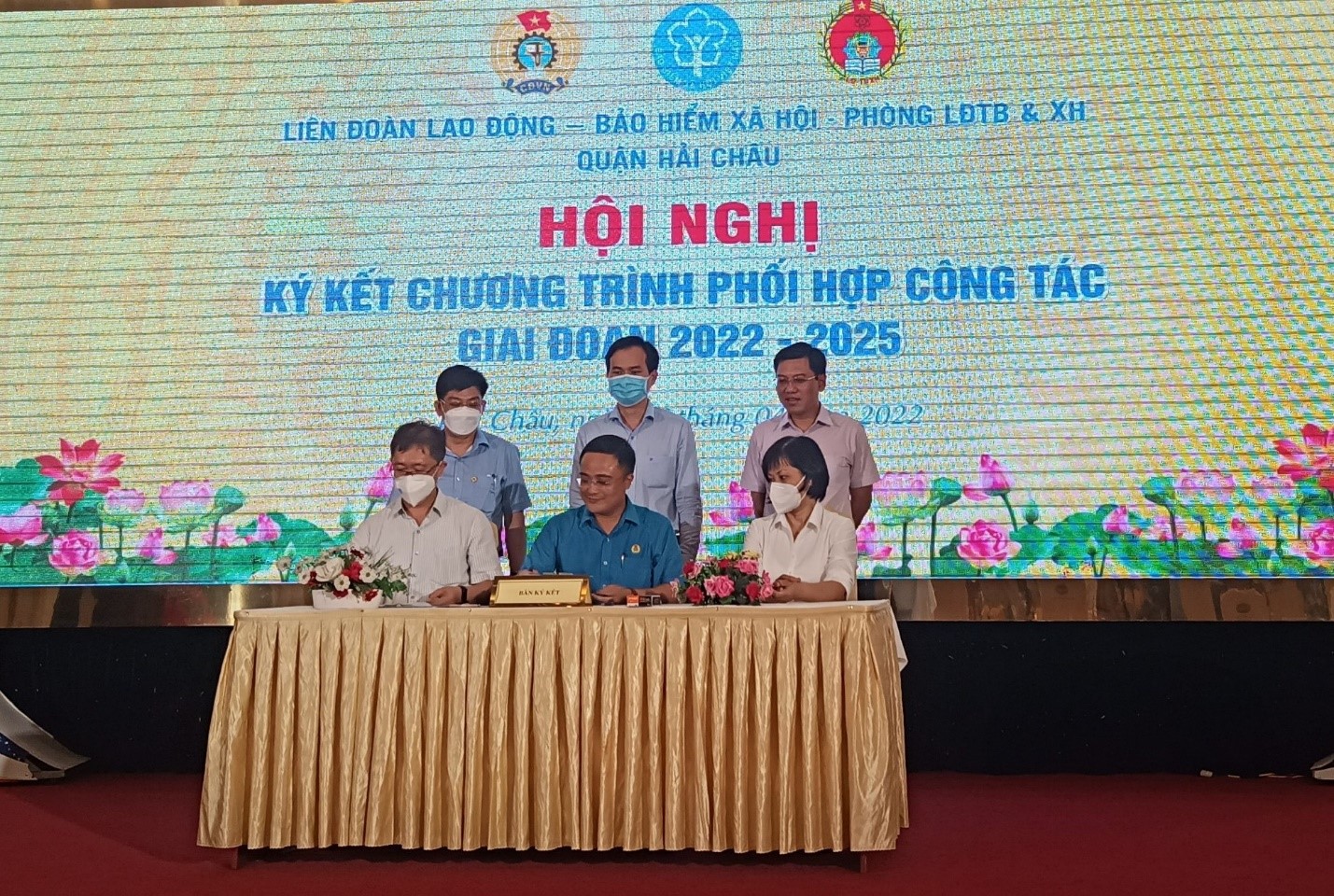 Quận Hải Châu BHXH, LĐLĐ và Phòng LĐTBXH ký kết Chương trình phối hợp công tác giai đoạn 2022 – 2025