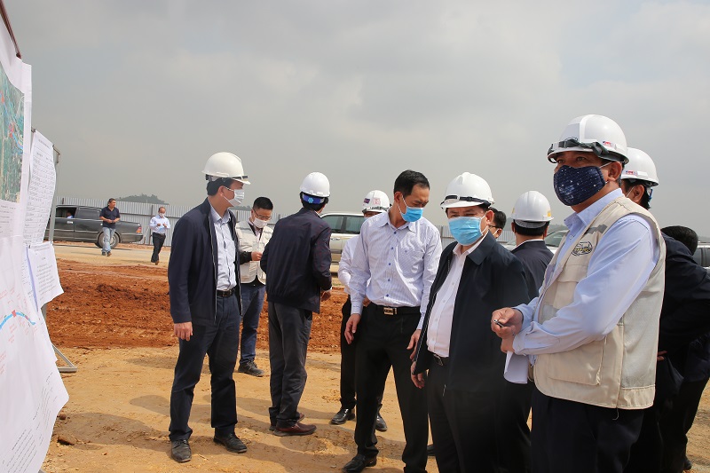 Phấn đấu rút ngắn thời gian thi công cao tốc QL45 - Nghi Sơn