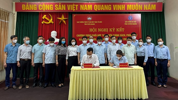 Tuyên Quang Ký kết Chương trình phối hợp thực hiện chính sách, pháp luật về BHXH, BHYT giai đoạn 2022 - 2025
