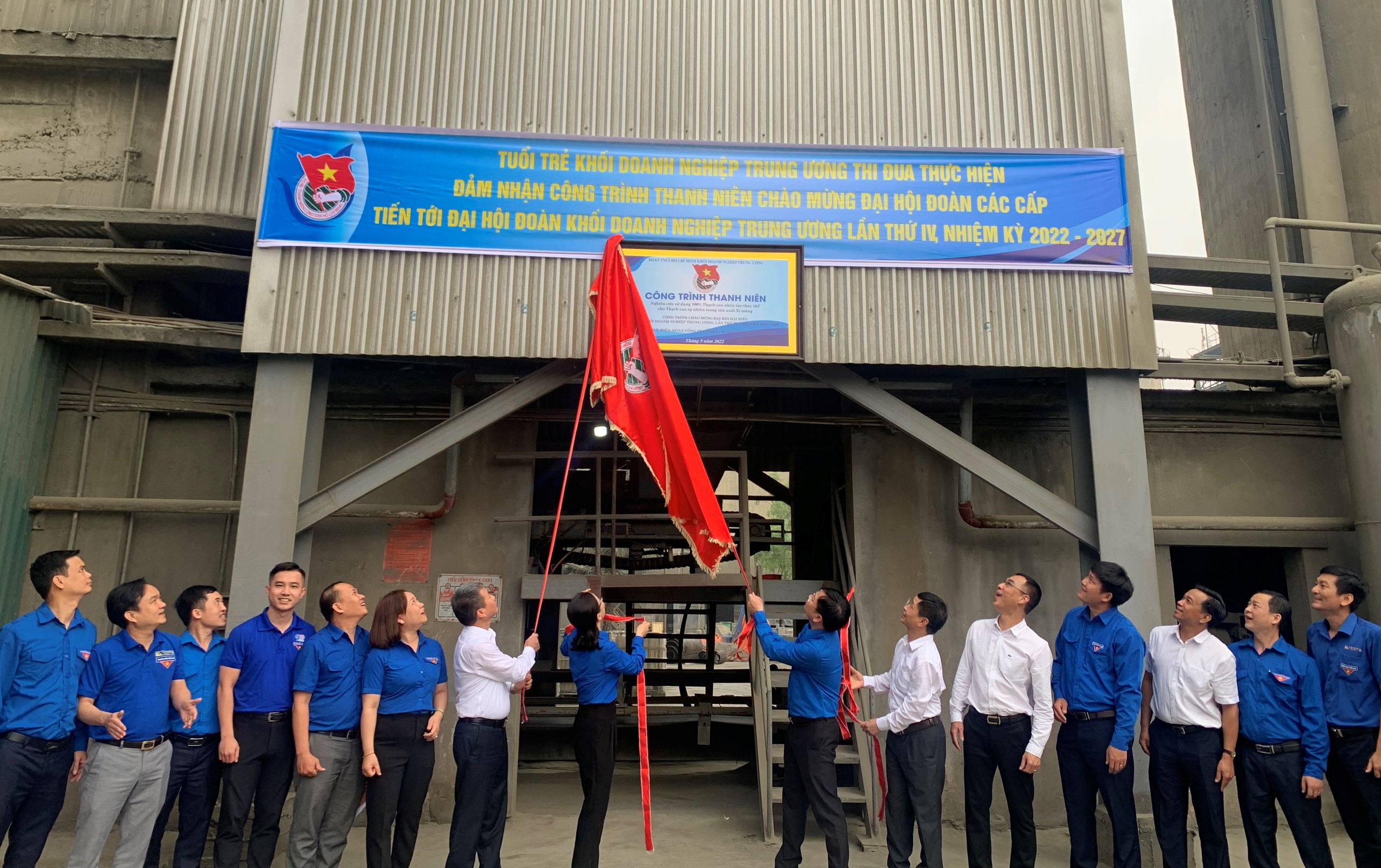 Gắn biển công trình thanh niên có giá trị làm lợi 12 tỷ năm