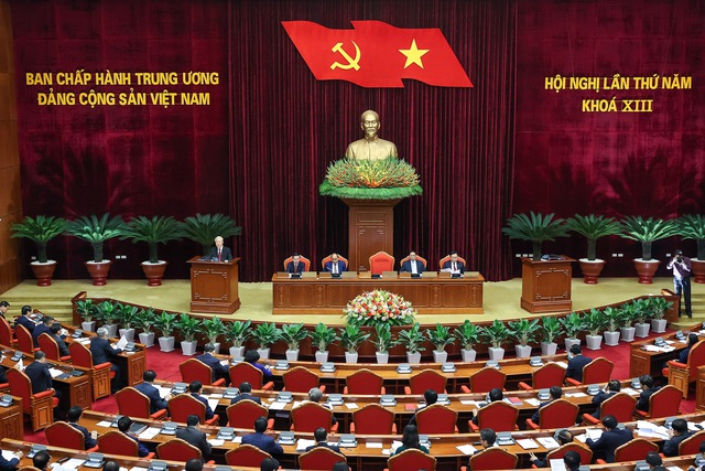 Ngày làm việc thứ ba, Hội nghị Trung ương 5, khoá XIII