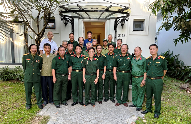 Dũng cảm trong chiến đấu, sâu nặng nghĩa tình đồng đội