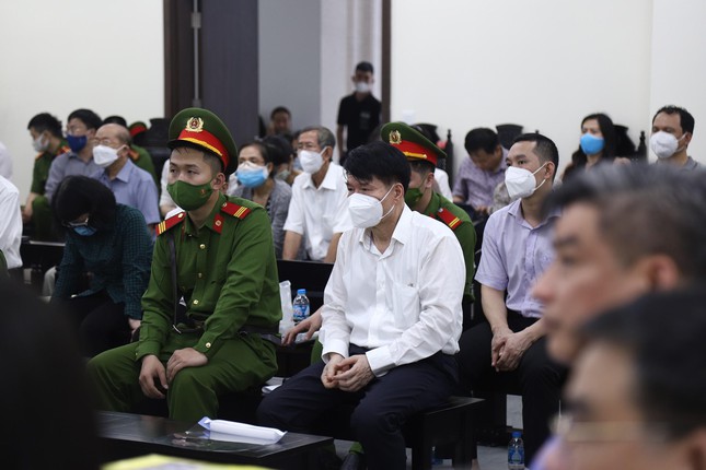 Cựu Thứ trưởng Bộ Y tế Trương Quốc Cường bị đề nghị mức án 7 - 8 năm tù