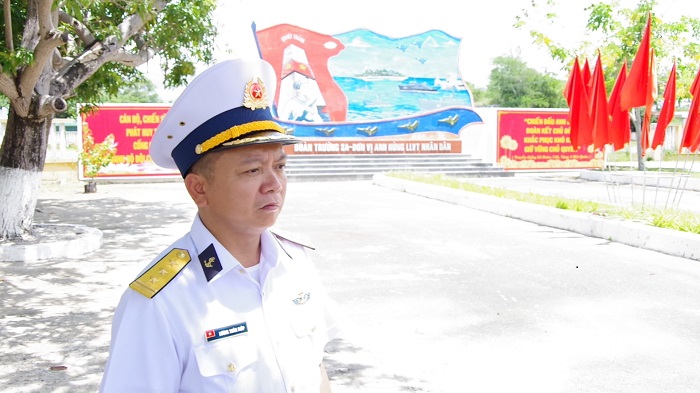 Phấn đấu xứng danh “Bộ đội Cụ Hồ - Người chiến sĩ Hải quân”