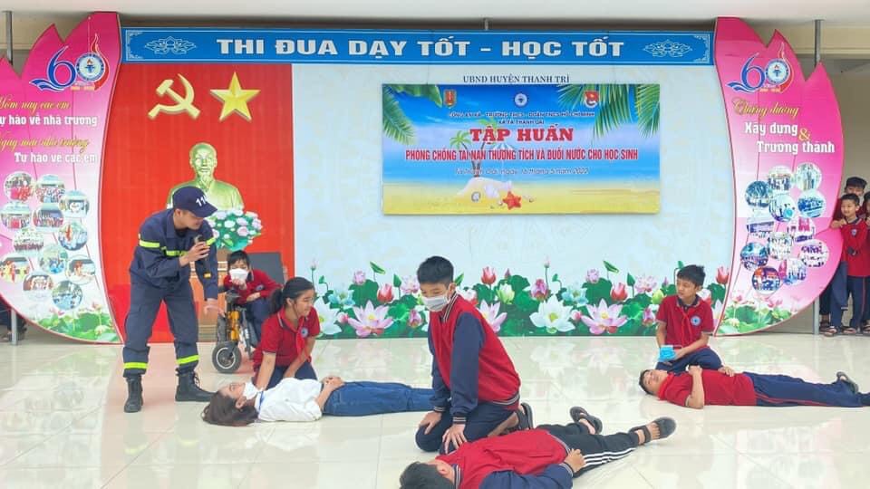 Trang bị các kỹ năng, đề phòng đuối nước mùa nắng nóng