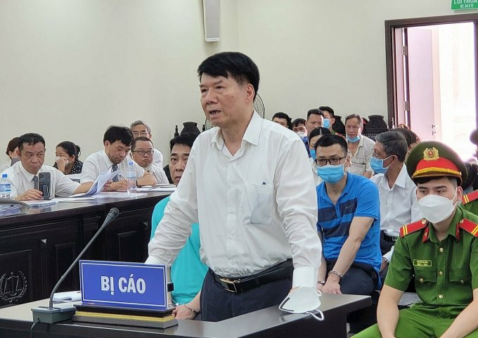 Cựu Thứ trưởng Bộ Y tế Trương Quốc Cường lĩnh án 4 năm tù