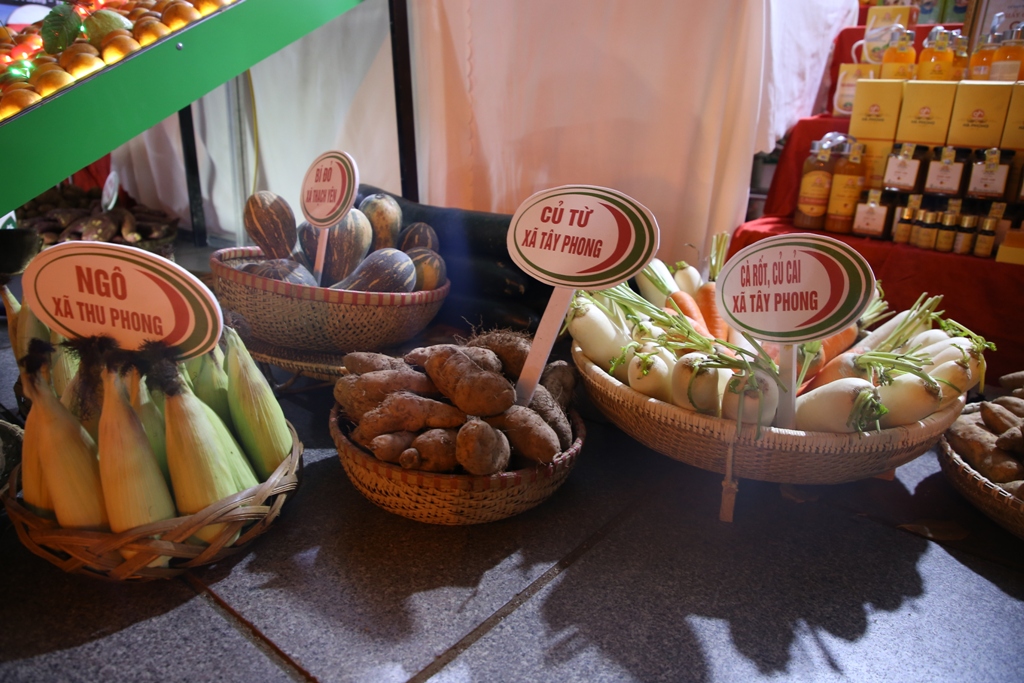 Bảo tồn Chợ phiên đặc trưng của đồng bào các dân tộc thiểu số