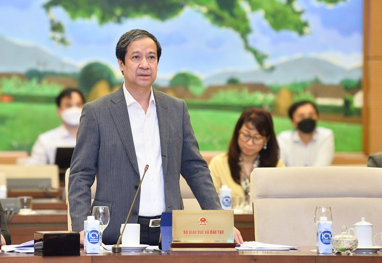 So sánh giá sách giáo khoa chương trình mới và cũ là không tương đồng
