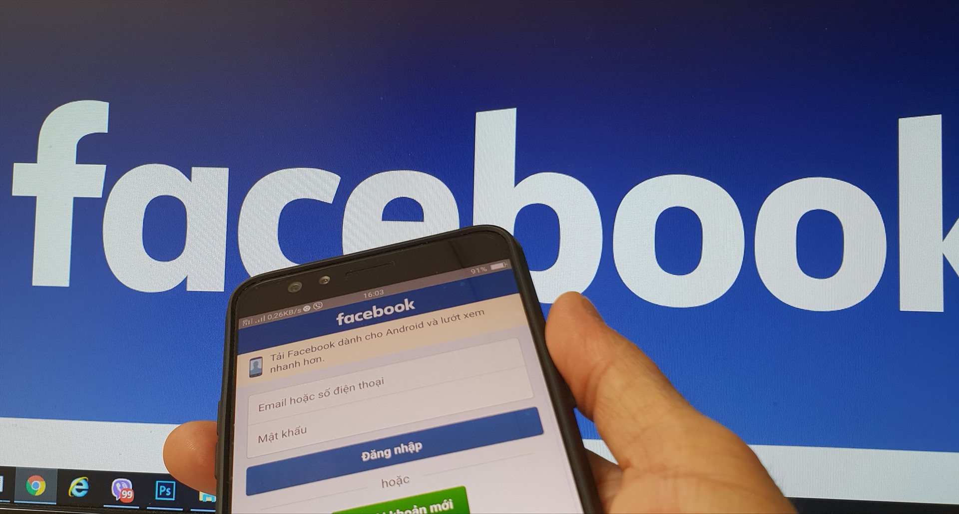 Cần ngăn chặn hành vi đăng tải hình ảnh người khác lên mạng xã hội với mục đích xấu