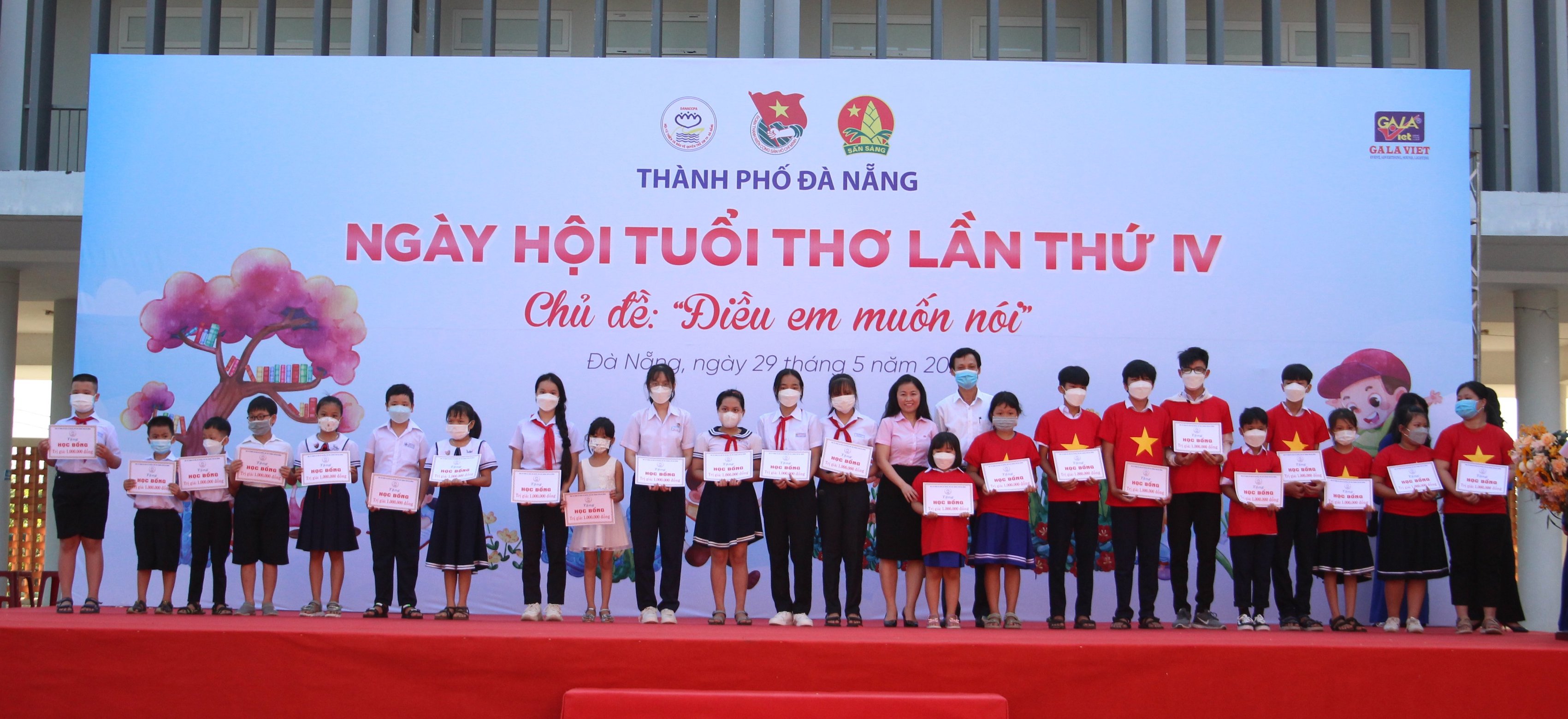 300 thiếu nhi Đà Nẵng tham gia “Ngày hội tuổi thơ”