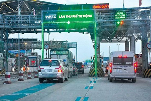 Tiến tới thu phí hoàn toàn tự động không dừng trên cả nước