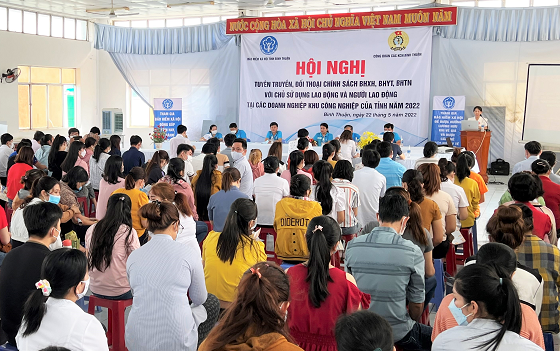 Bình Thuận Tuyên truyền chính sách BHXH, BHYT và đối thoại trực tiếp với người lao động