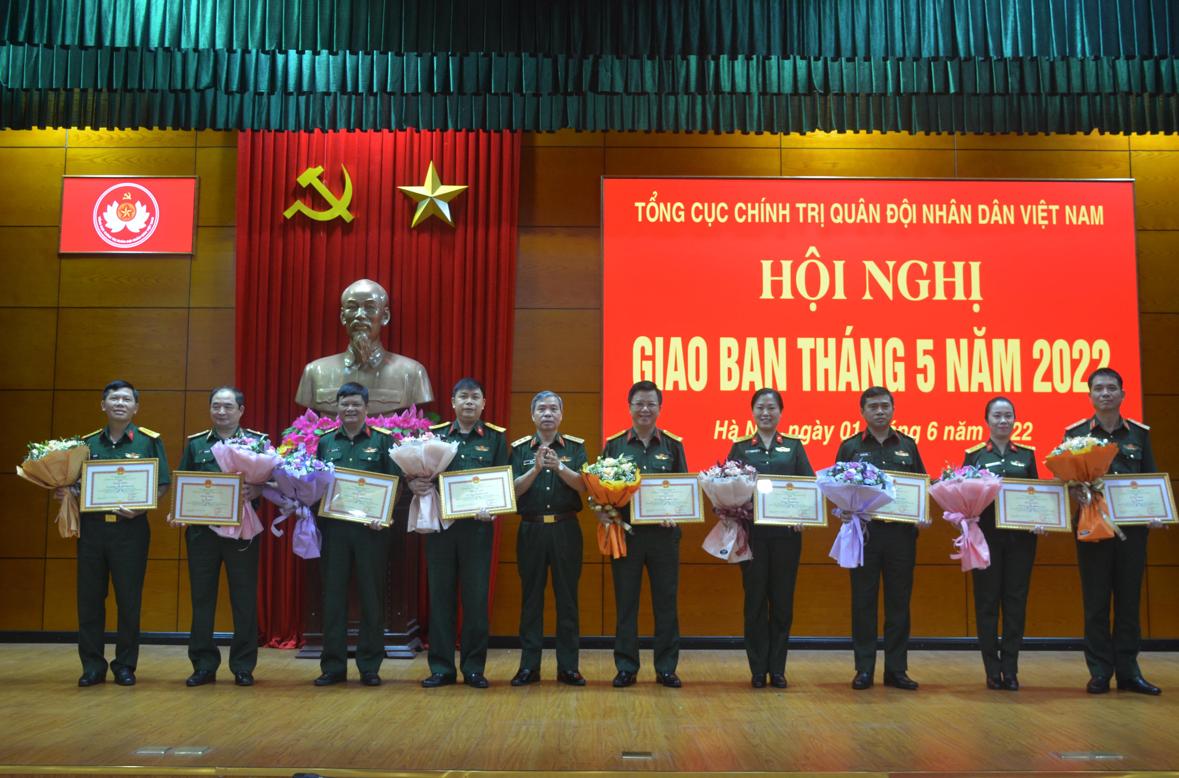 Công tác đảng, công tác chính trị toàn quân được triển khai toàn diện, hiệu quả