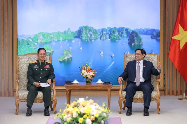 Thúc đẩy hợp tác quốc phòng với Lào là một trong những ưu tiên hàng đầu của Việt Nam