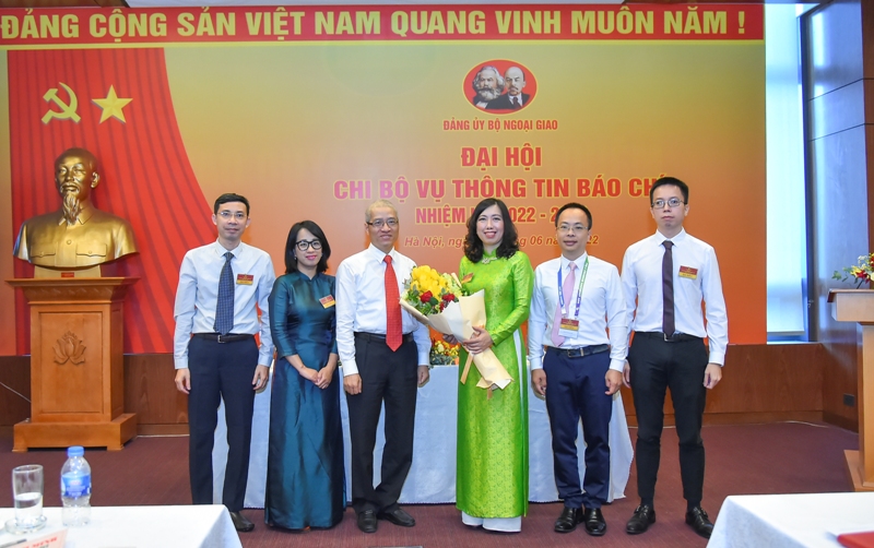 Bộ Ngoại giao tổ chức Đại hội chi bộ điểm
