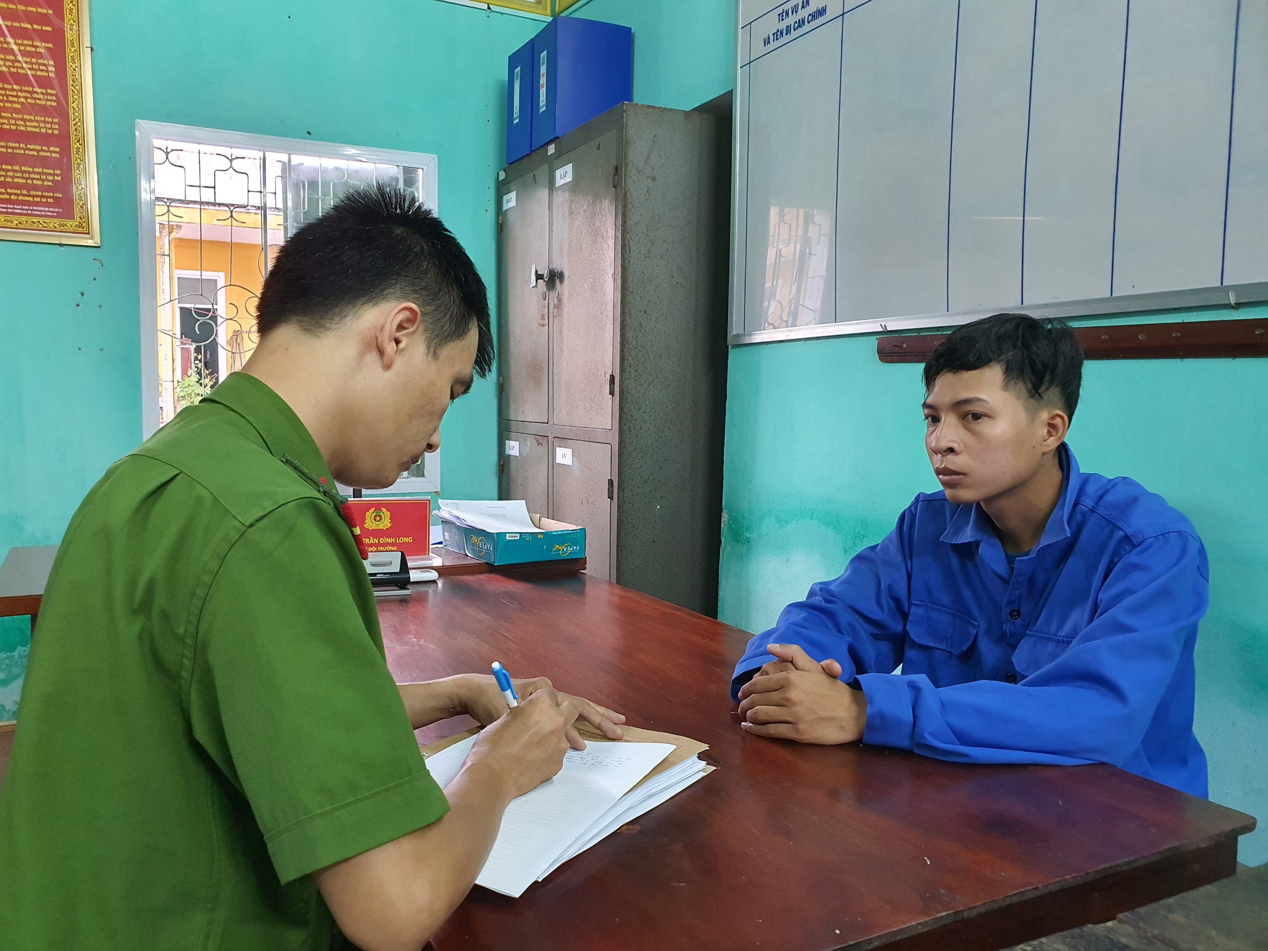 Bắt hai đối tượng từ Đà Nẵng ra Huế trộm cắp tài sản