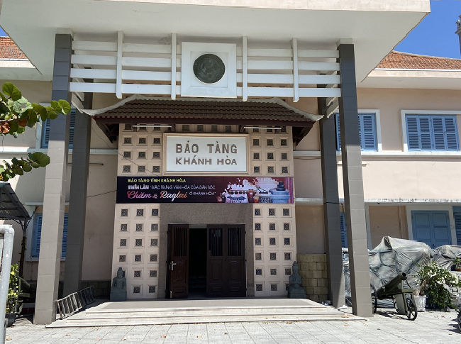 Khánh Hòa Thông tin vụ kê giá hiện vật hiến tặng bảo tàng