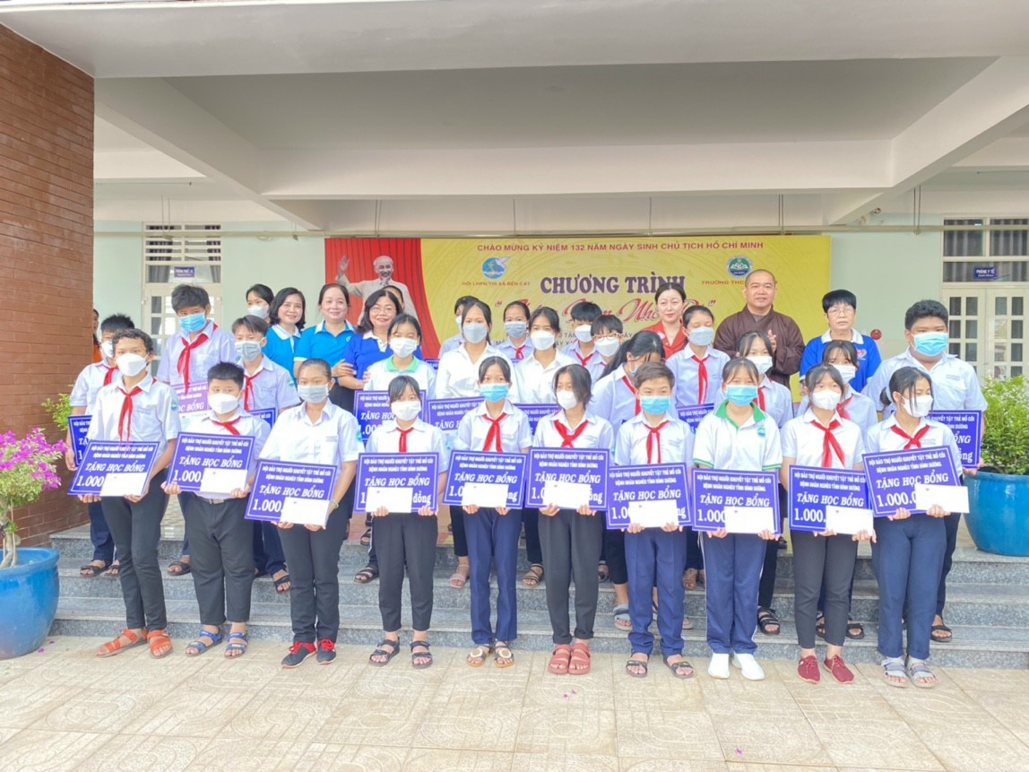 Bình Dương Nhiều hoạt động hỗ trợ người khuyết tật, trẻ mồ côi và bệnh nhân nghèo