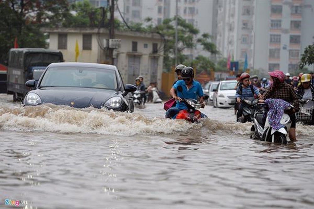 Cảnh báo nhập lụt cục bộ một số khu vực nội thành Hà Nội