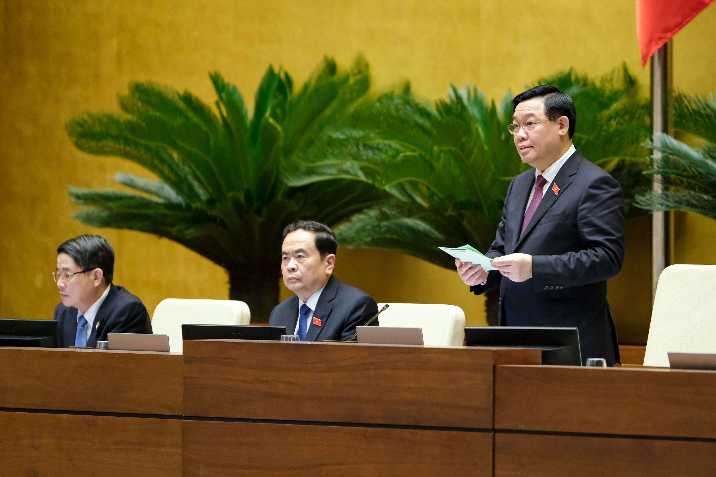 Chủ tịch Quốc hội Vương Đình Huệ Phiên chất vấn diễn ra dân chủ, thẳng thắn, sôi nổi
