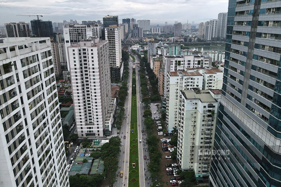 Hà Nội Hàng loạt vi phạm về xây dựng tại đường Lê Văn Lương - Tố Hữu