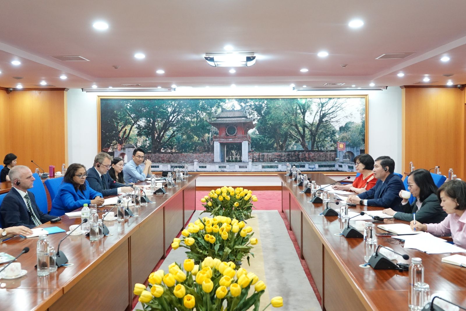 Thứ trưởng Bộ Tài chính Tạ Anh Tuấn tiếp đại diện Quỹ Phát triển Nông nghiệp Quốc tế