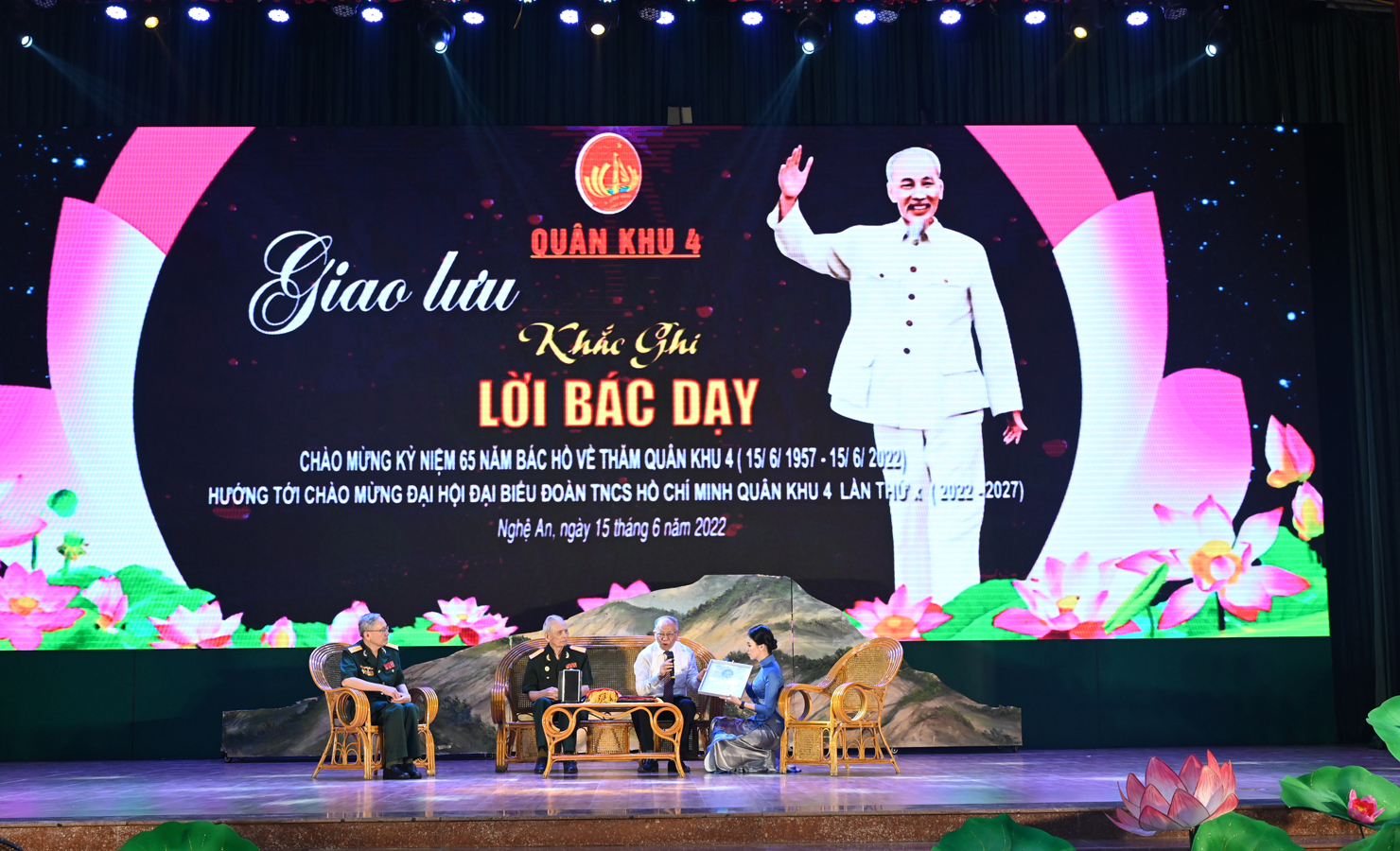 Tuổi trẻ Quân khu 4 khắc ghi lời Bác dạy