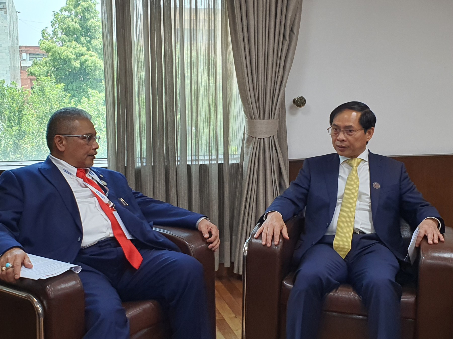 Bộ trưởng Ngoại giao Bùi Thanh Sơn gặp song phương với Bộ trưởng Ngoại giao Indonesia và Brunei