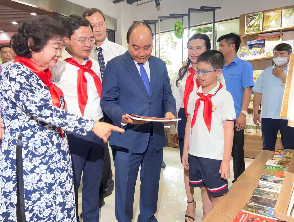 Tăng cường những xuất bản phẩm có giá trị nhân văn, giáo dục thế hệ trẻ