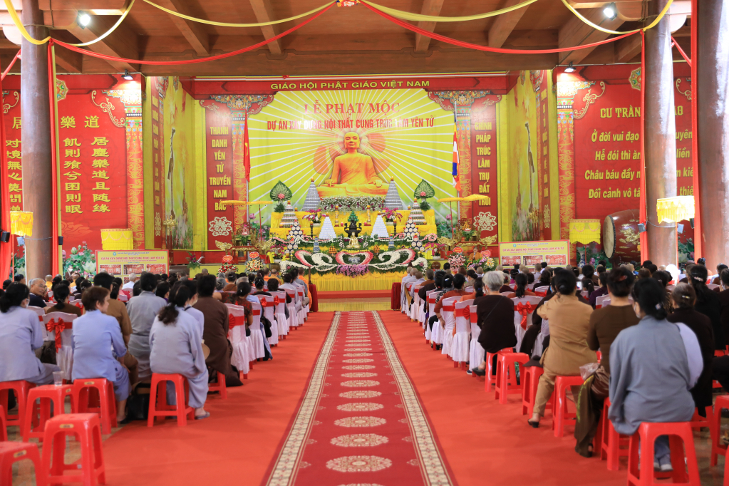 Đầu tư hơn 30 tỷ đồng xây dựng nội thất Cung Trúc Lâm Yên Tử