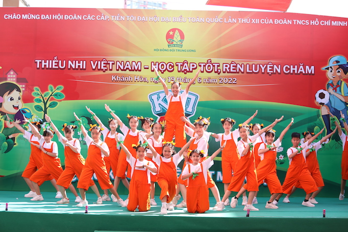 Thiếu nhi Khánh Hòa - Học tập tốt, rèn luyện chăm